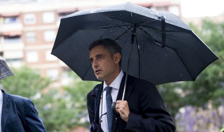 El fiscal Anticorrupció Emilio Sánchez Ulled, arribant a la Ciutat de la Justicia El fiscal Anticorrupció Emilio Sánchez Ulled, arribant a la Ciutat de la Justicia