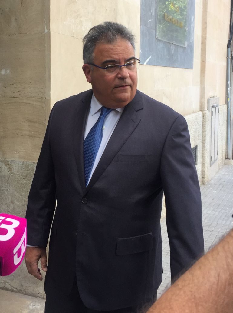 Barceló: "Horrach no es tonto y sabe hasta dónde puede llegar" Barceló: "Horrach no es tonto y sabe hasta dónde puede llegar"