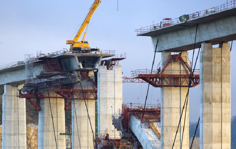 Obras en el viaducto do Ulla