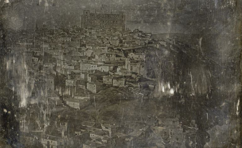Imagen panorámica de Toledo, realizada en 1.840 y que puede ser la foto más antigua de la ciudad Imagen panorámica de Toledo, realizada en 1.840 y que puede ser la foto más antigua de la ciudad