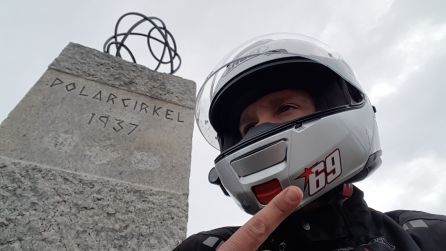 Nicky, buen compañero de viaje Nicky, buen compañero de viaje