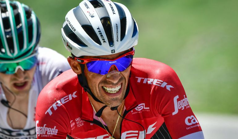Alberto Contador durante un tramo de los 115 kilómetros de la octava y última etapa de la 69ª edición del Criterium du Dauphine entre Albertville y Plateau de Solaison. Alberto Contador durante un tramo de los 115 kilómetros de la octava y última etapa de la 69ª edición del Criterium du Dauphine entre Albertville y Plateau de Solaison.