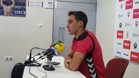 Adri Gómez, en sala de prensa Adri Gómez, en sala de prensa