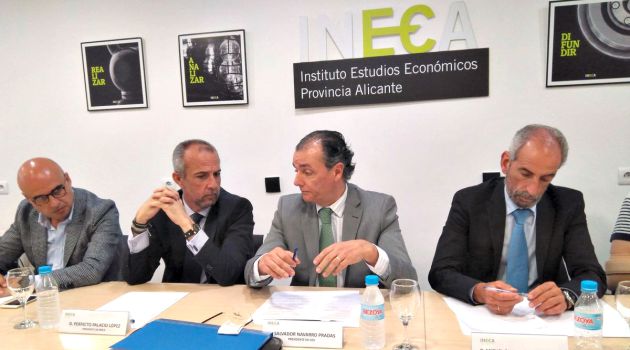 La Columna de Carlos Arcaya: INECA: cascos azules entre CEV y COEPA La Columna de Carlos Arcaya: INECA: cascos azules entre CEV y COEPA
