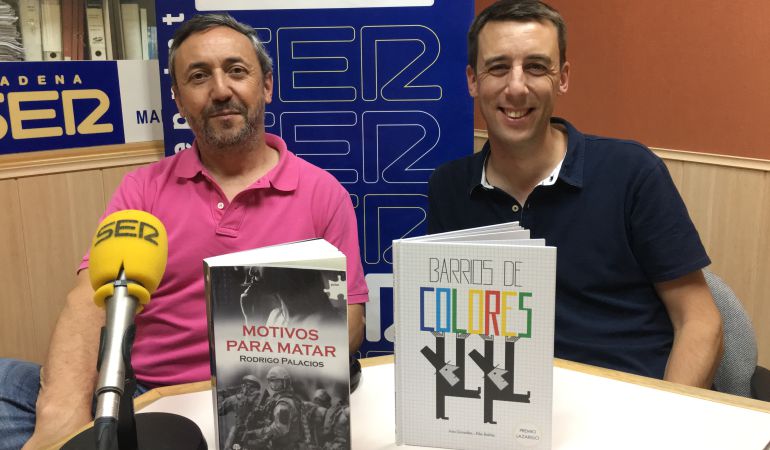Rodrigo Palacios y su libro 'Razones para matar' Rodrigo Palacios y su libro 'Razones para matar'