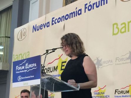 Elena Cebrián, consellera de Agricultura y Medio Ambiente, durante su intervención en el Fórum Europa Tribuna Mediterránea Elena Cebrián, consellera de Agricultura y Medio Ambiente, durante su intervención en el Fórum Europa Tribuna Mediterránea