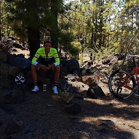Alberto Contador publicó esta web en redes sociales durante un descanso de su entrenamiento Alberto Contador publicó esta web en redes sociales durante un descanso de su entrenamiento