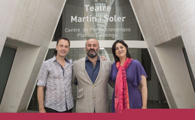 Josep Policarpo, director del Escalante Centre Teatral; Davide Livermore, intendente-director del Palau de les Arts y Rosa Pérez Garijo, diputada de Cultura Josep Policarpo, director del Escalante Centre Teatral; Davide Livermore, intendente-director del Palau de les Arts y Rosa Pérez Garijo, diputada de Cultura