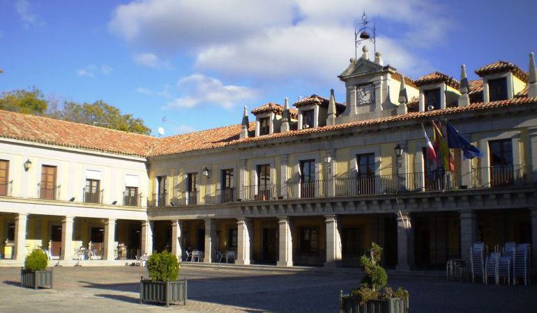 Plaza y Ayuntamiento de Brunete Plaza y Ayuntamiento de Brunete