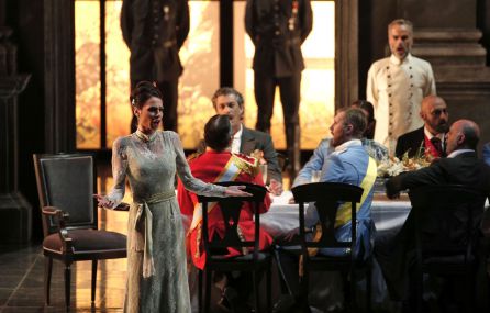 Un momento del ensayo general de "Tancredi", de Rossini, celebrado esta tarde en la Palau de les Arts de València Un momento del ensayo general de "Tancredi", de Rossini, celebrado esta tarde en la Palau de les Arts de València