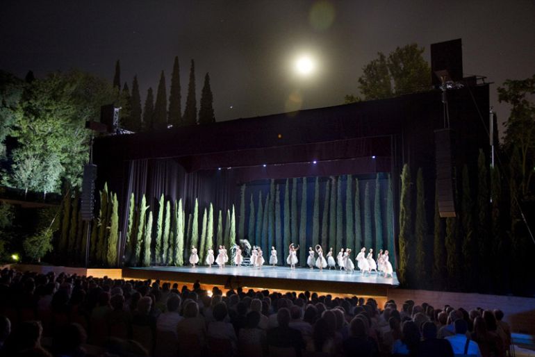 Danza en el Generalife. Danza en el Generalife.
