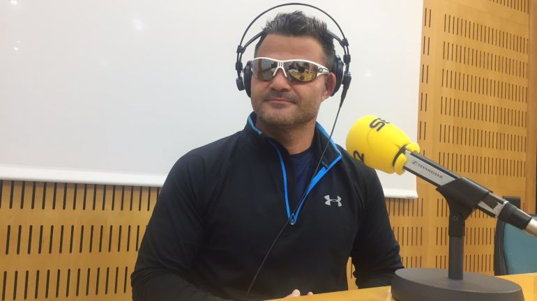 Foto de archivo de una entrevista a David Casinos en Radio Valencia Foto de archivo de una entrevista a David Casinos en Radio Valencia
