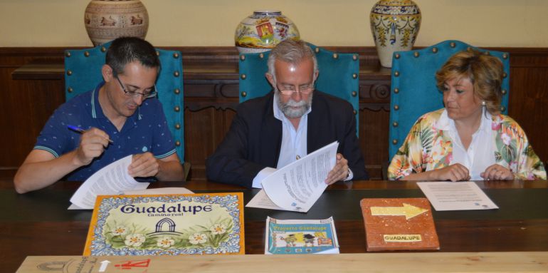 El Camino de Guadalupe estará señalizado con cerámica El Camino de Guadalupe estará señalizado con cerámica