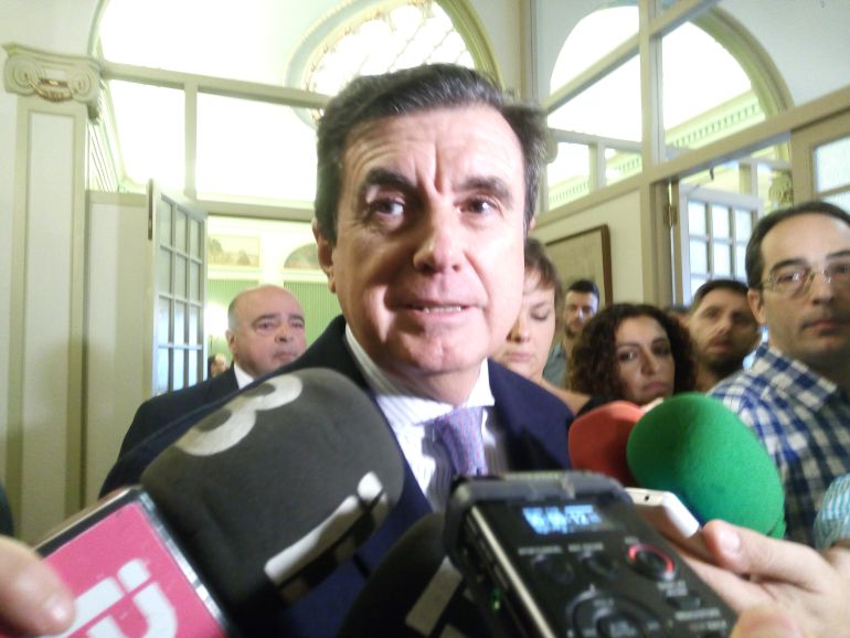 Castro finaliza el caso 'Son Espases' y pide enviar a juicio a Matas y Castillo Castro finaliza el caso 'Son Espases' y pide enviar a juicio a Matas y Castillo