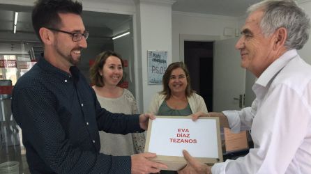 Entrega de los avales de la candidatura que encabeza Eva Díaz Tezanos. Entrega de los avales de la candidatura que encabeza Eva Díaz Tezanos.
