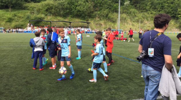 Los niños de Jesuitinas de Donostia, contentos tras su debut en la Donosti Cup de este año Los niños de Jesuitinas de Donostia, contentos tras su debut en la Donosti Cup de este año