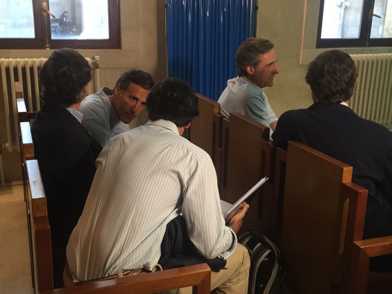 Los seis hijos varones de Ruiz-Mateos, condenados a seis años de prisión Los seis hijos varones de Ruiz-Mateos, condenados a seis años de prisión