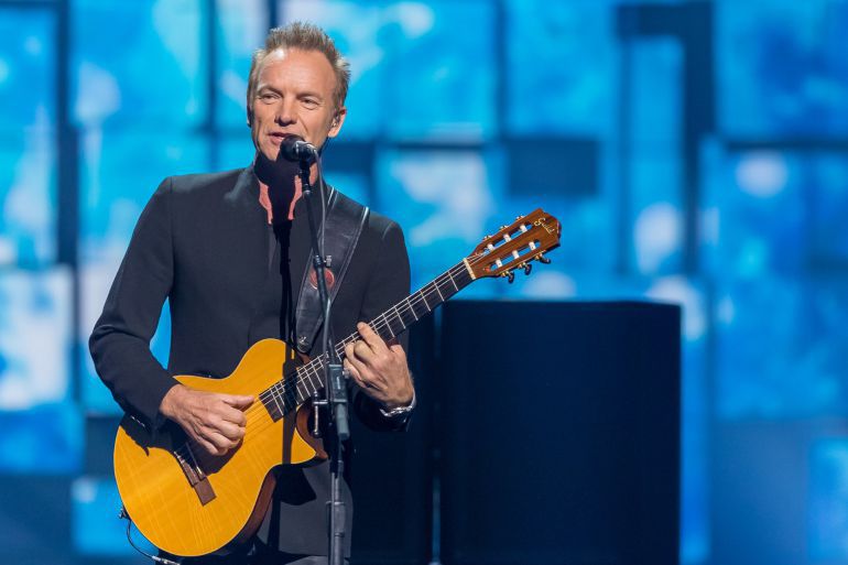 Sting, actuando en la gala del Premio Nobel de la Paz Sting, actuando en la gala del Premio Nobel de la Paz