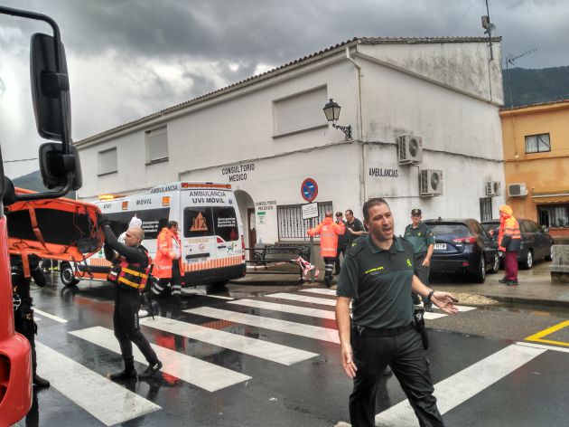 Los equipos de emergencias se han trasladado al Valle del Jerte Los equipos de emergencias se han trasladado al Valle del Jerte