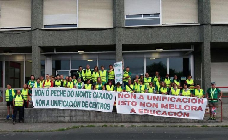 As Pontes inicia una caminata para pedir que no cierren el CIP Monte Caxado As Pontes inicia una caminata para pedir que no cierren el CIP Monte Caxado