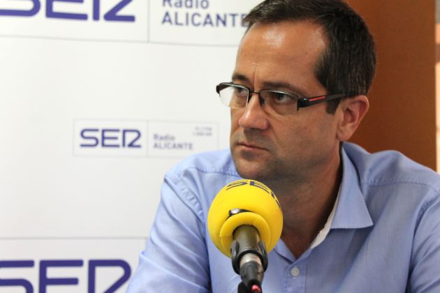Inspector-Jefe Pedro Montore, jefe de Sección de la Unidad de Delincuencia Económica y Fiscal de la Brigada Provincial de Policía Judicial de Alicante Inspector-Jefe Pedro Montore, jefe de Sección de la Unidad de Delincuencia Económica y Fiscal de la Brigada Provincial de Policía Judicial de Alicante