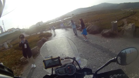 Japoneses con tantas ganas de fotografiar... que me fotografían mientras huyo. Japoneses con tantas ganas de fotografiar... que me fotografían mientras huyo.