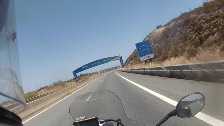 De vuelta a casa, el letrero de salida de Portugal dice: "Hasta pronto". ¿Pronto? ¿Cuándo volveré a plantearme un viaje de este tipo? De vuelta a casa, el letrero de salida de Portugal dice: "Hasta pronto". ¿Pronto? ¿Cuándo volveré a plantearme un viaje de este tipo?