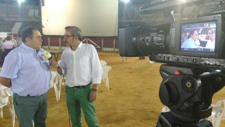Salvador Ráez, reelegido presidente de la cooperativa 'La Unión de Úbeda', responde a las preguntas de Manuel Expósito para Multimedia Jiennense y Diez TV Salvador Ráez, reelegido presidente de la cooperativa 'La Unión de Úbeda', responde a las preguntas de Manuel Expósito para Multimedia Jiennense y Diez TV