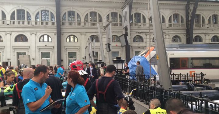 cadena ser barcelona emisora ensurt a l estaci 243 de fran 231 a r 224 dio barcelona cadena ser cadena ser barcelona emisora ensurt a l estaci 243 de fran 231 a r 224 dio barcelona cadena ser