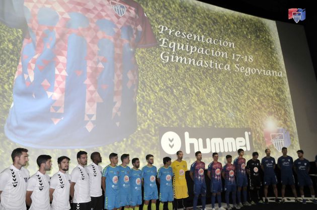 La Sego presenta su nueva equipación de Hummel La Sego presenta su nueva equipación de Hummel