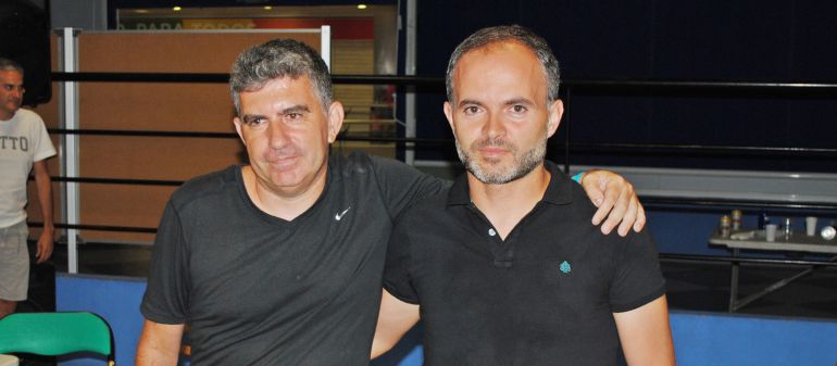El antiguo presidente del Club Atletismo Cuenca, Javier Polo (i), y su sucesor, Rodrigo Albaladejo (d). El antiguo presidente del Club Atletismo Cuenca, Javier Polo (i), y su sucesor, Rodrigo Albaladejo (d).