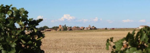 Paisaje castellano en torno a Cuenca de Campos. Paisaje castellano en torno a Cuenca de Campos.