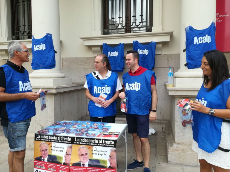 PRISIONES: Los funcionarios penitenciarios alzan la voz ante la subdelegación de Castellón PRISIONES: Los funcionarios penitenciarios alzan la voz ante la subdelegación de Castellón