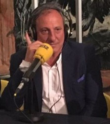 El ex-atleta Fermín Cacho colaborando en un programa de la Cadena SER El ex-atleta Fermín Cacho colaborando en un programa de la Cadena SER