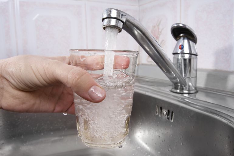 Huete asegura que no habrá problemas de abastecimiento de agua en Cuenca Huete asegura que no habrá problemas de abastecimiento de agua en Cuenca
