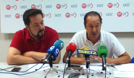 Rubén Arroyo, de Trato Ciudadano, y Francisco Muñoz, de UGT Rubén Arroyo, de Trato Ciudadano, y Francisco Muñoz, de UGT