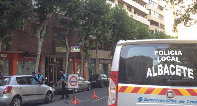 La Policía Local actúo ayer en estos dos accidentes y el control de alcoholemia La Policía Local actúo ayer en estos dos accidentes y el control de alcoholemia