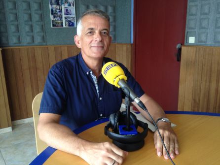 Vicent Torres en los estudios de Radio Ibiza SER Vicent Torres en los estudios de Radio Ibiza SER