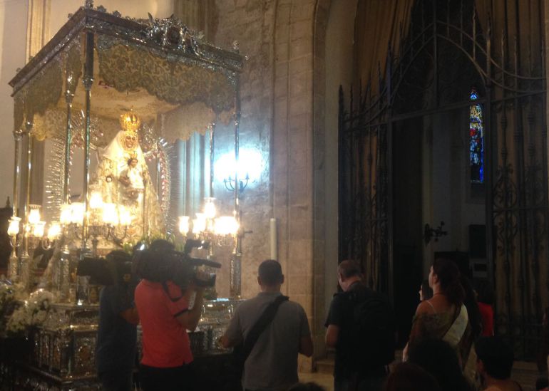 La Virgen del Prado ya se encuentra en el Altar Mayor La Virgen del Prado ya se encuentra en el Altar Mayor