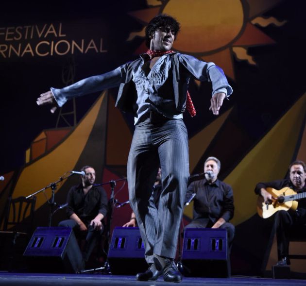 La Unión ya tiene finalistas. Esta noche acoge final del concurso y entrega el Castillete de Oro a Asturias La Unión ya tiene finalistas. Esta noche acoge final del concurso y entrega el Castillete de Oro a Asturias
