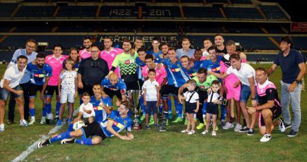 El Hércules consigue el Trofeo Ciudad de Alicante tras ganar 2-1 al Rayo El Hércules consigue el Trofeo Ciudad de Alicante tras ganar 2-1 al Rayo