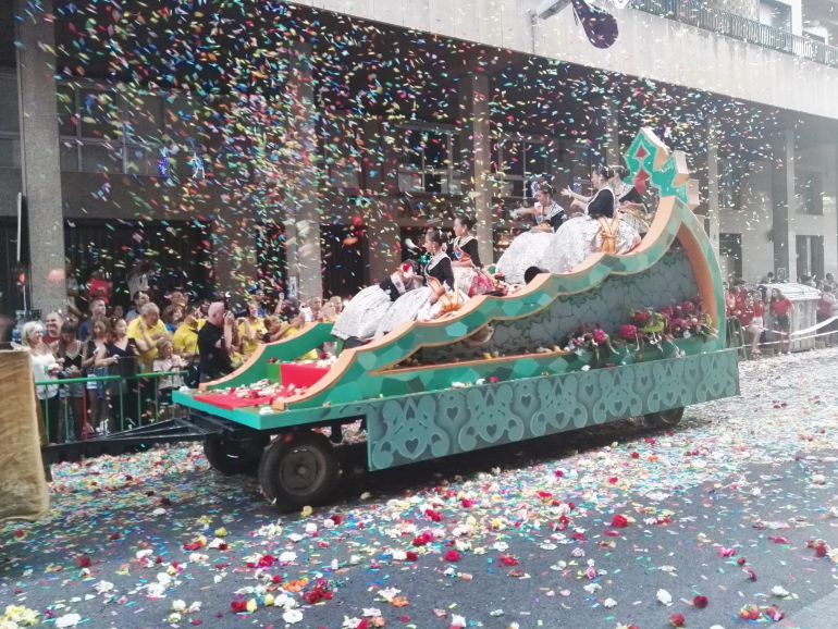 Un momento de la Batalla de Flores Un momento de la Batalla de Flores
