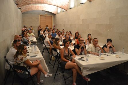 El público asiste atento y divertido a las catas didácticas de Sonorama Ribera El público asiste atento y divertido a las catas didácticas de Sonorama Ribera
