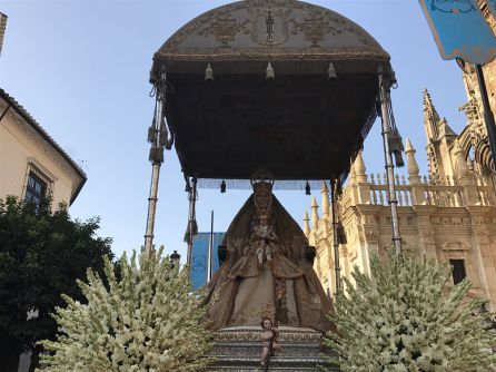 Virgen de los Reyes: El calor de Sevilla por su Patrona Virgen de los Reyes: El calor de Sevilla por su Patrona