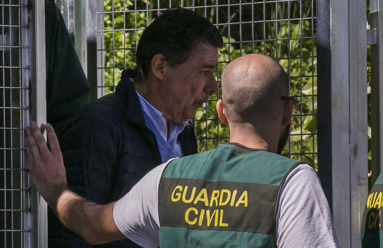Trasladan a Ignacio González al módulo de los universitarios Trasladan a Ignacio González al módulo de los universitarios