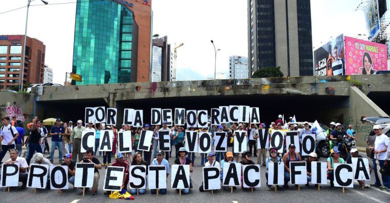 Concentración contra el gobierno de Maduro en Venezuela Concentración contra el gobierno de Maduro en Venezuela