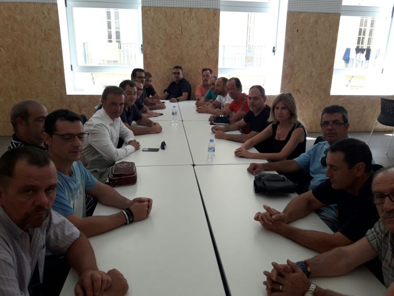 Reunión entre Ayuntamiento de Alicante y comité de empresa de UTE Alicante Reunión entre Ayuntamiento de Alicante y comité de empresa de UTE Alicante