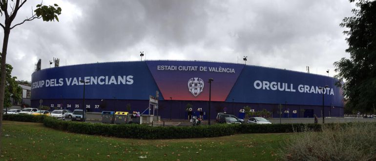 Resultado de imagen de estadio ciutat de valencia