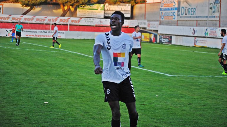 Adighibe, autor de tres goles para el Conquense Adighibe, autor de tres goles para el Conquense