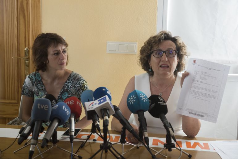 Juana Rivas y Francisca Granados. Juana Rivas y Francisca Granados.